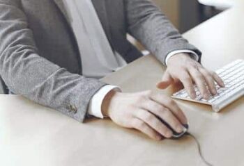 Mindful Online Communication