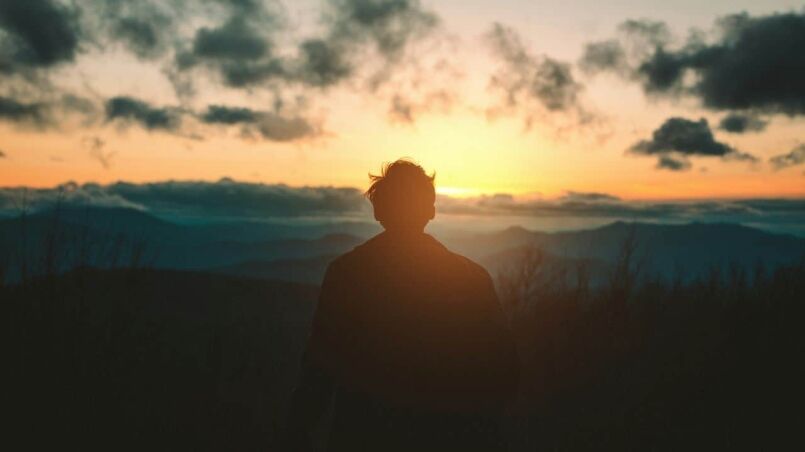 How to let go of unhelpful thought patterns, How to Let Go of Unhelpful Thought Patterns
