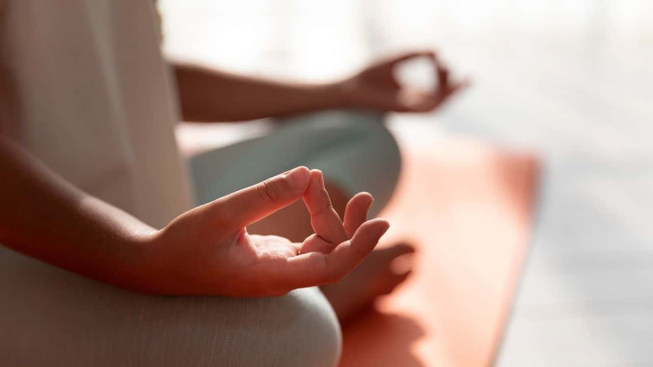 Mindfulness of Pain (1) mindfulness of pain, Healing, Stillness & Aimless Love